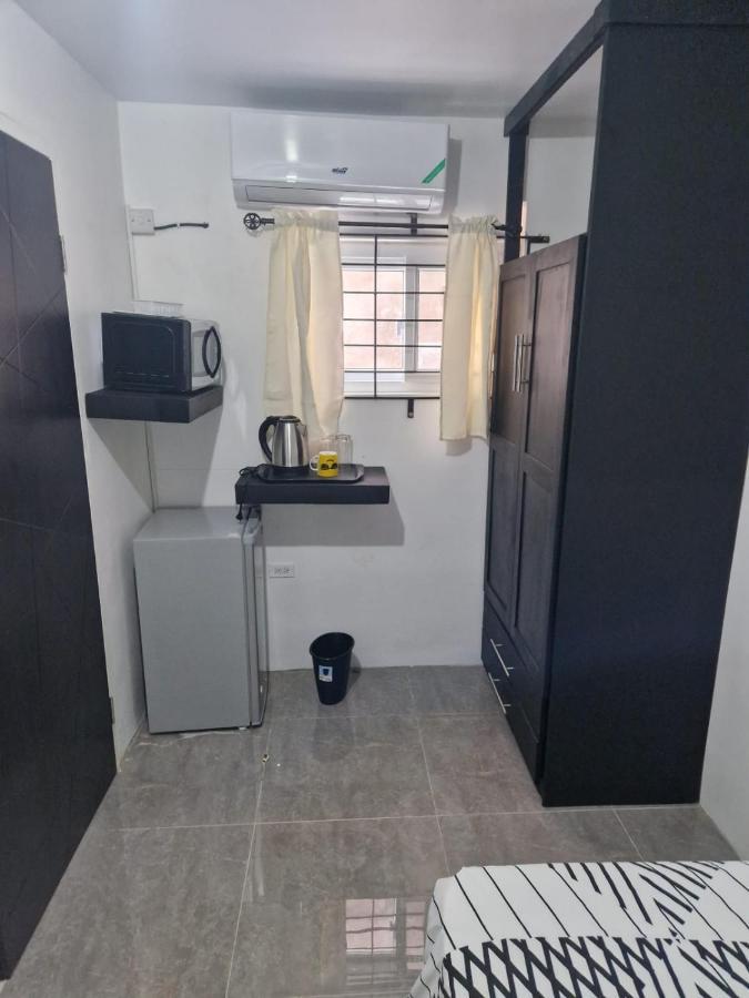 Amharic Hotell Kingston Exteriör bild