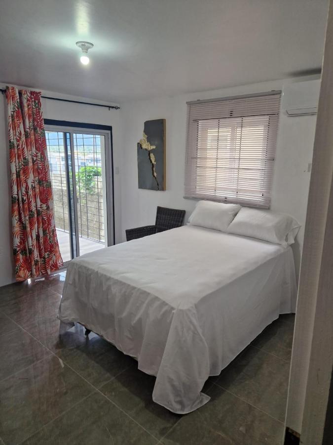 Amharic Hotell Kingston Exteriör bild